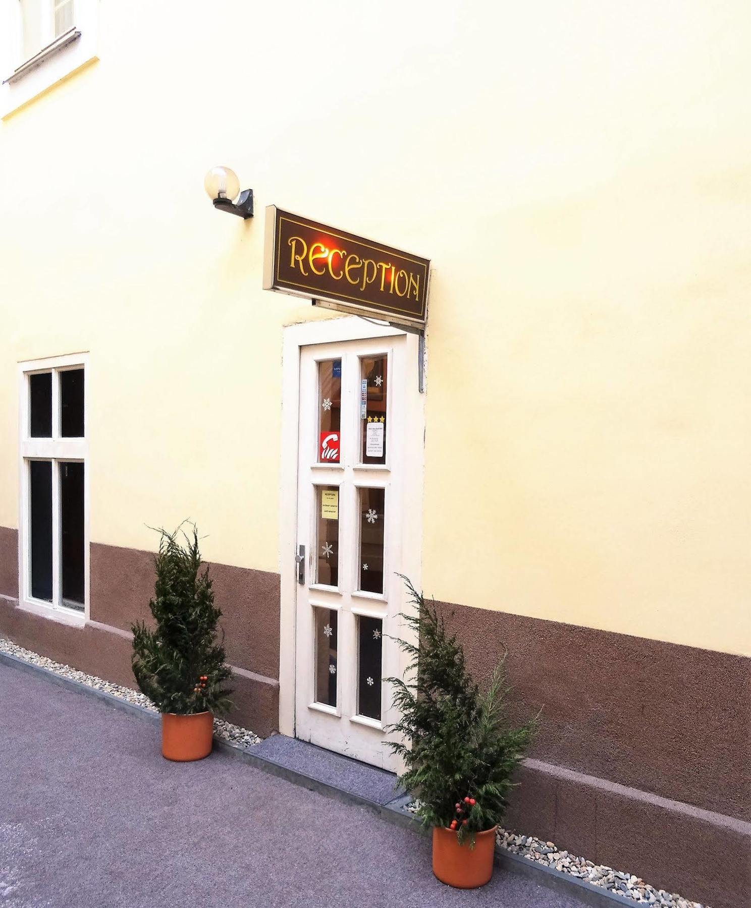 Hotel U Dvou Zlatych Klicu Praag